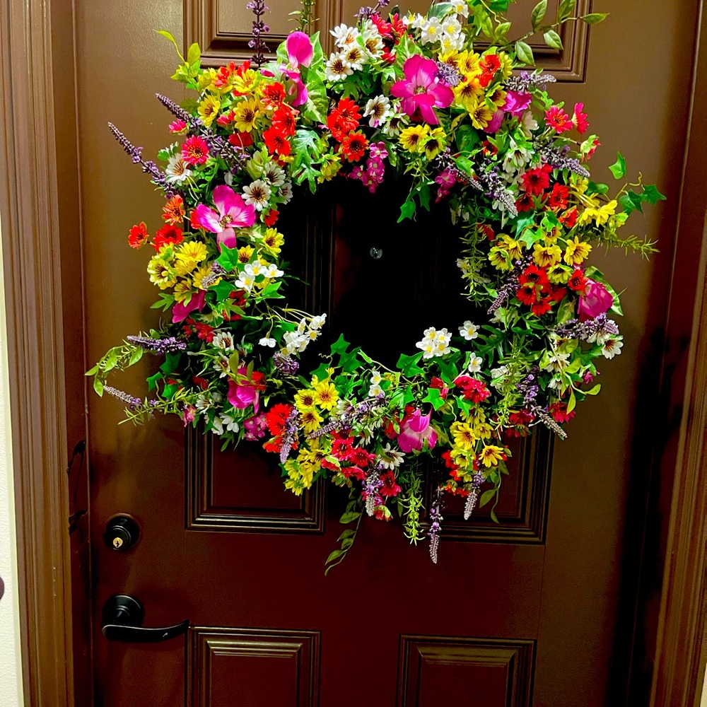 28” Balsam Hill meadow flower wreath